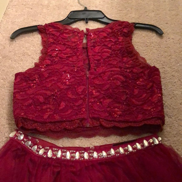 Junior Formal Two piece dress - Picture 7 of 7